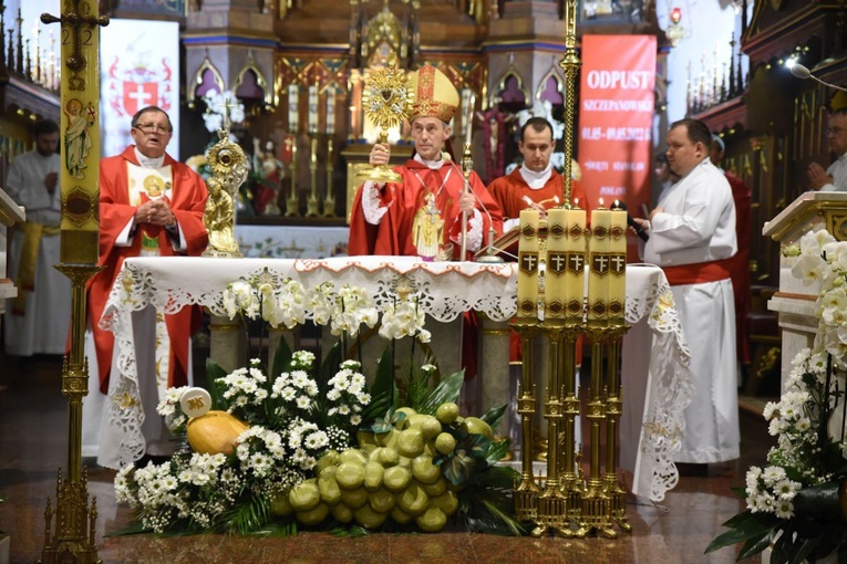 Błogosławieństwo relikwiami św. Stanisława.