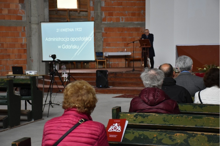 Konferencja historyczna w Gdańsku-Brętowie
