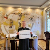 Biskup #NieWstydziSięKrzyża