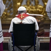 Papież przez modlitwą różańcową o pokój: Niech szybko ustanie wojna!