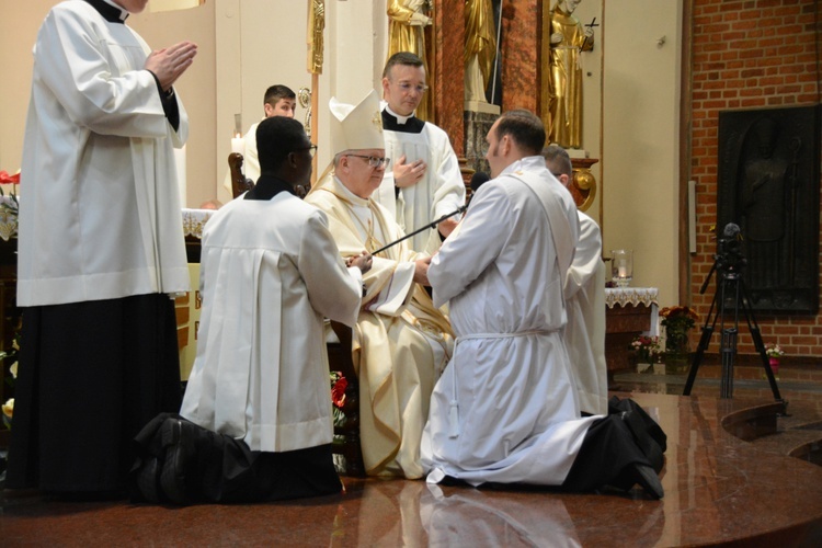 Święcenia kapłańskie w roku Złotego Jubileuszu Diecezji Opolskiej