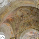 Piękne wnętrze kościoła św. Bartłomieja w Głogówku