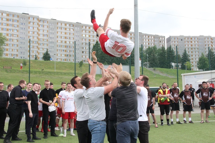 Tarnowscy klerycy mistrzami Polski! Mamy też króla strzelców i najlepszych kibiców!