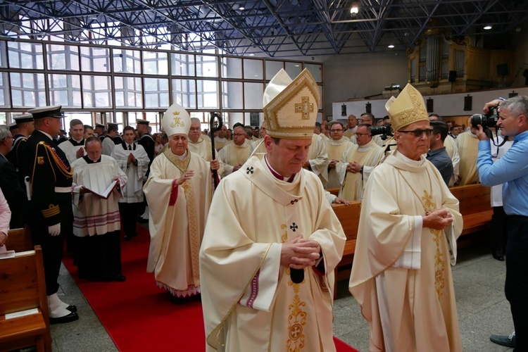 Koronacja wizerunku Matki Bożej Pocieszenia w Gdyni