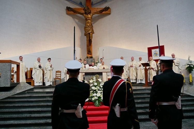 Koronacja wizerunku Matki Bożej Pocieszenia w Gdyni