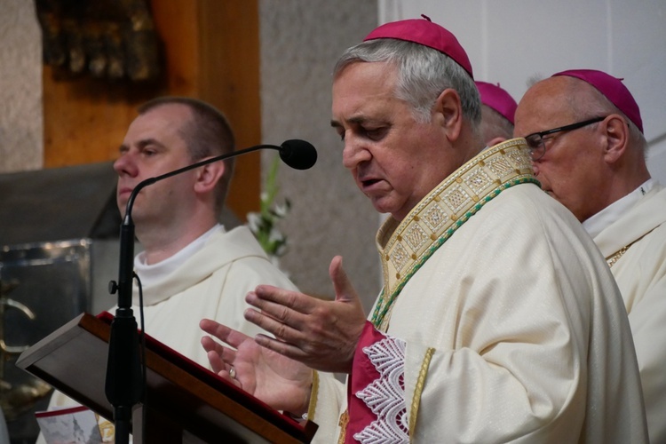 Koronacja wizerunku Matki Bożej Pocieszenia w Gdyni