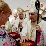 Koronacja wizerunku Matki Bożej Pocieszenia w Gdyni