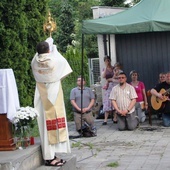 Festyn zakończył się błogosławieństwem Najświętszym Sakramentem.