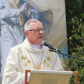 Bp Dajczak: Potrzebujemy czuć głód Boga