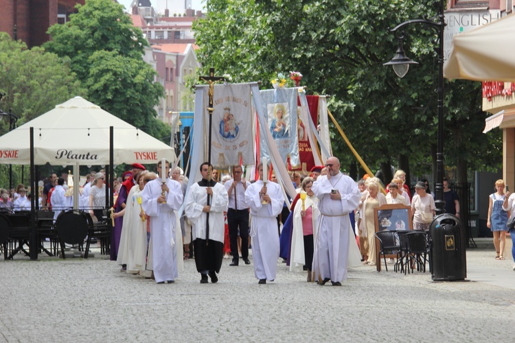 Główna procesja w Legnicy