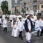 Pan Jezus na kwietnych dywanach. Boże Ciało na Kamionku