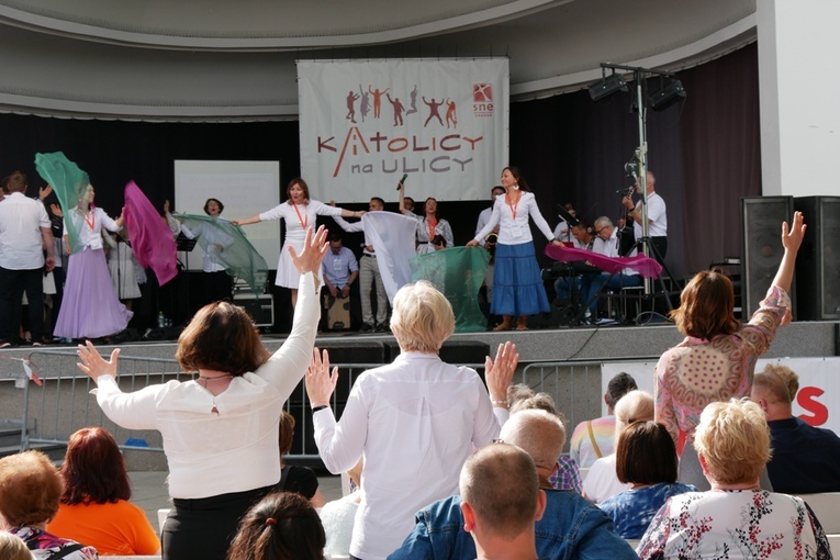 Sopot po raz pierwszy został wybrany na miejsce organizacji festiwalu.