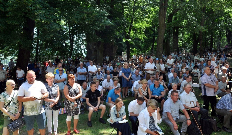 Pielgrzymka Mężczyzn i Młodzieńców na Górze Świętej Anny