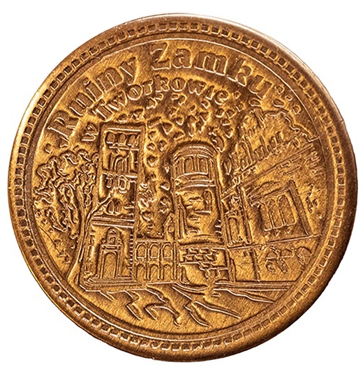 Gość zamku w Tworkowie może wybić sobie pamiątkową monetę z zarysem budowli.