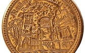 Gość zamku w Tworkowie może wybić sobie pamiątkową monetę z zarysem budowli.