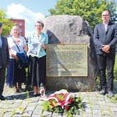 ▲	6 lipca. Upamiętnienie na Skwerze Sprawy Elbląskiej.