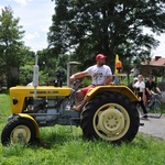 Zlot oldtimerów i święcenie pojazdów w Sławikowie