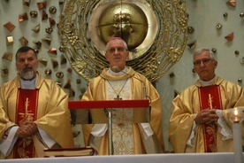 Msza św. z wprowadzniem nowego proboszcza do parafii św. Urszuli Ledóchowskiej.