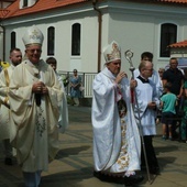 Bp Krzysztof Nitkiewicz z Sandomierza na zaproszenie abp. Stanisława Budzika przewodniczył uroczystościom w Lubartowie.