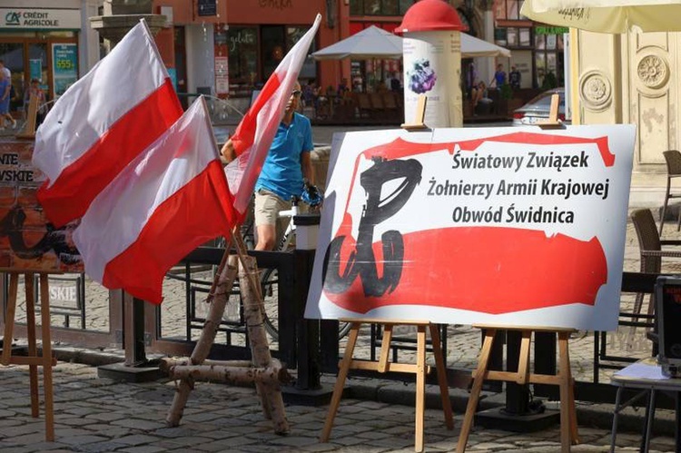 Obchody 78. rocznicy wybuchu Powstania Warszawskiego w Świdnicy