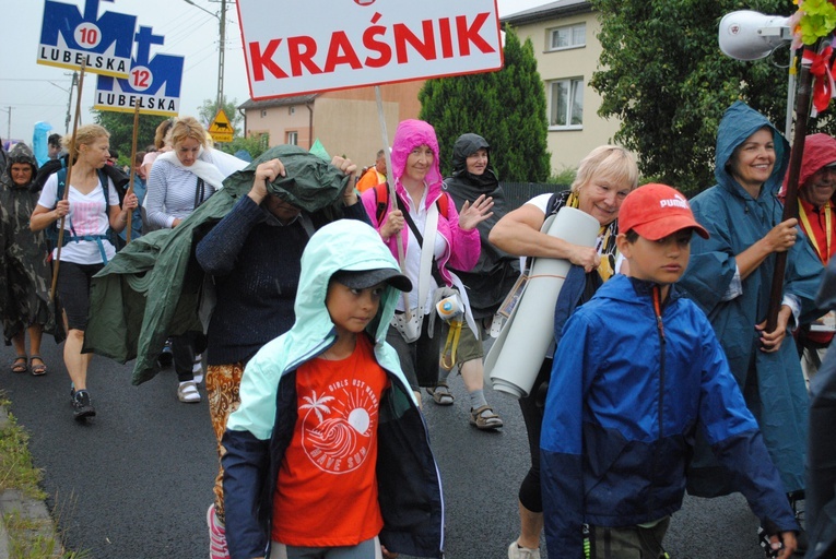 Przed lubelskimi pielgrzymami wymagający dzień