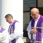 Ostatnie pożegnanie śp. ks. Witolda Włocha w Chybiu