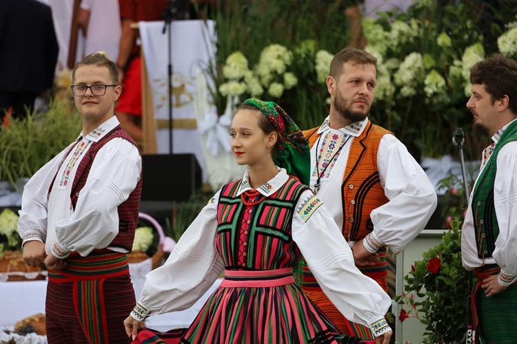 Dożynki Gminy Świdnica w Opoczce