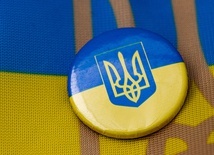 Ukraina: z niewoli uwolniono dotąd blisko 600 osób, większość to wojskowi