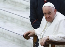 Papież: historia się cofa, trwa totalna wojna światowa