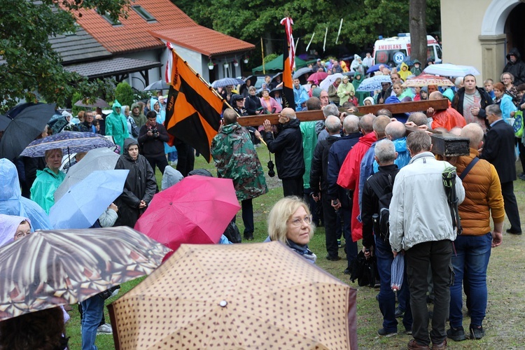 XXX Pielgrzymka Rodzin Archidiecezji Krakowskiej do Kalwarii Zebrzydowskiej cz. 1