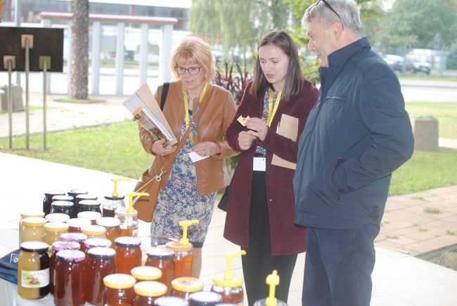 Stalowa Wola. VII Forum Pszczelarskie