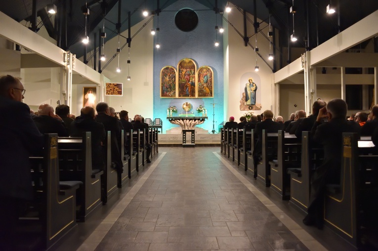 Formacyjny wieczór kapłanów w Matemblewie