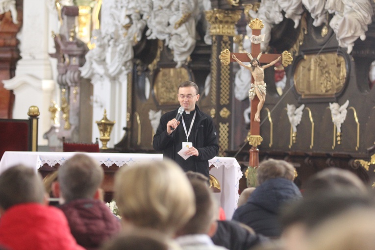 Służba liturgiczna u Matki Łaskawej