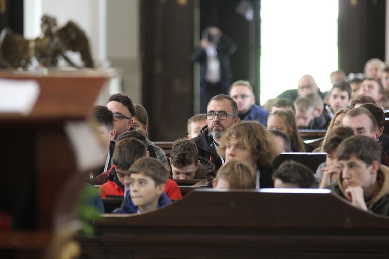 Służba liturgiczna u Matki Łaskawej