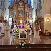 Msza św. żałobna w szczepanowskiej bazylice. 