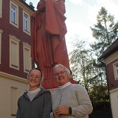 ▲	Ośrodek dla dziewcząt z niełatwych domów prowadzą siostry magdalenki oraz świecki personel. 