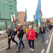 Legnickie Pole. Pieszo do św. Jadwigi Śląskiej