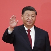 Jak Xi Jinping stał się "przewodniczącym wszystkiego"