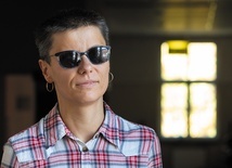 Hanna Pasterny pracuje jako konsultantka ds. osób niepełnosprawnych w Centrum Rozwoju Inicjatyw Społecznych w Rybniku.