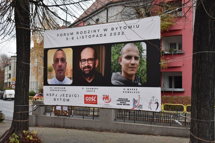 Miłość odpowiedzią na czasy niepokoju