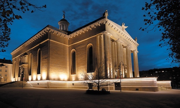 Archikatedra w Katowicach to czwarty pod względem wielkości kościół w Polsce.