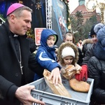 Wolontariusze Caritas AG na świątecznym jarmarku