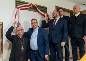 Odsłonięcie pamiątkowej tablicy w budynku Collegium Iuridicum KUL.