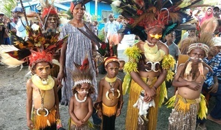Kolędnicy Misyjni z kolędą na Papuę-Nową Gwineę 