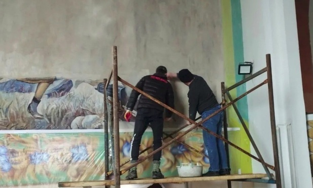 Białoruś. W kościele zamalowano na polecenie władz fresk "Cud nad Wisłą"