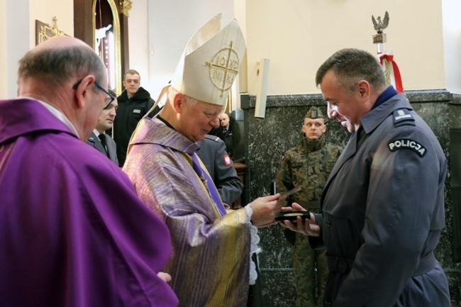 Bp Adam Odzimek - galeria wspomnieniowa w pierwszą rocznicę śmierci