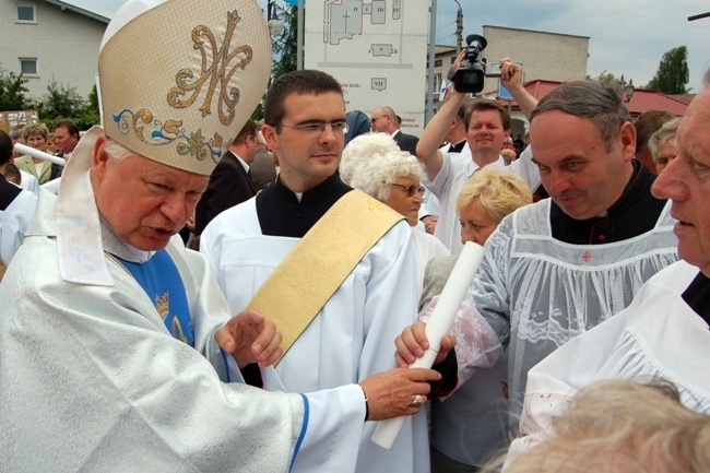 Bp Adam Odzimek - galeria wspomnieniowa w pierwszą rocznicę śmierci