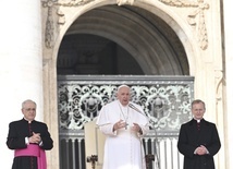 Papież zaapelował o ponowienie aktu poświęcenia świata Sercu Maryi