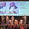 Twórcy filmu o Zofii Kossak podczas ekranowej premiery w Katowicach w lutym 2023 r. 