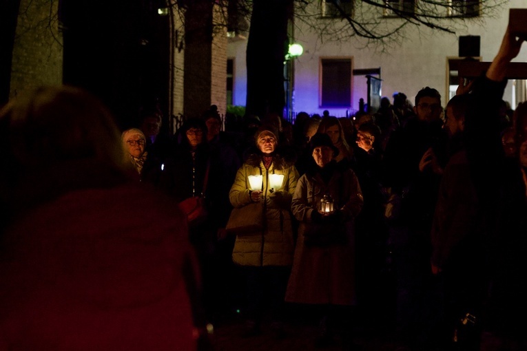 Droga Krzyżowa ulicami Olsztyna